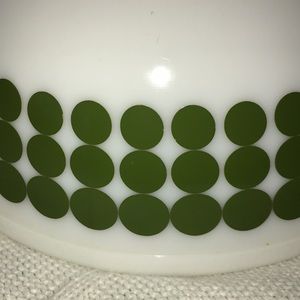 Other - Mid century Pyrexx green dot bowl Other - Mid century Pyrexx green dot bowl